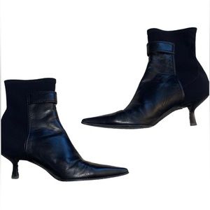 Vintage beautiful Stuart weitzman heel leather boots